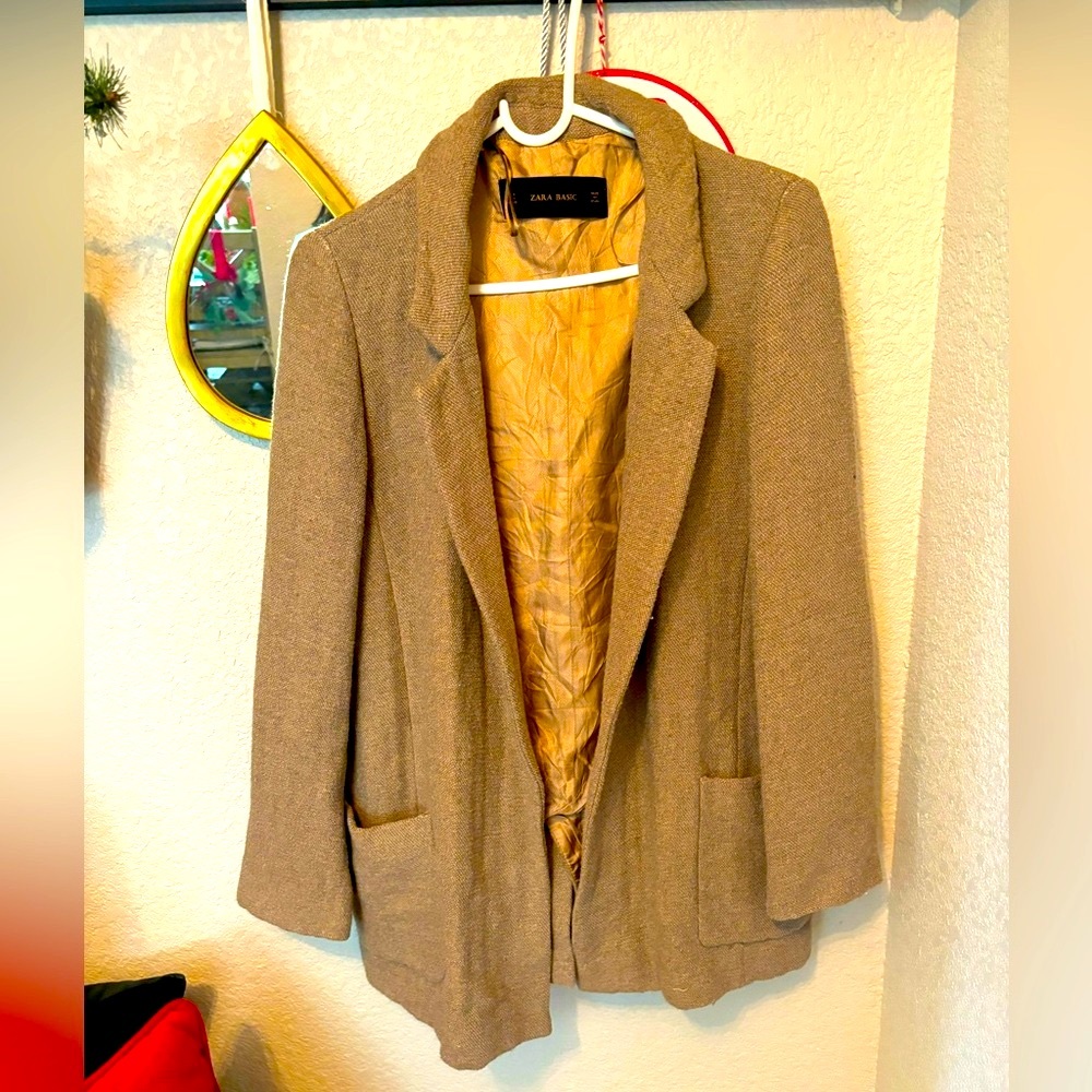 Zara Basic Women’s coat/blazer size smaill